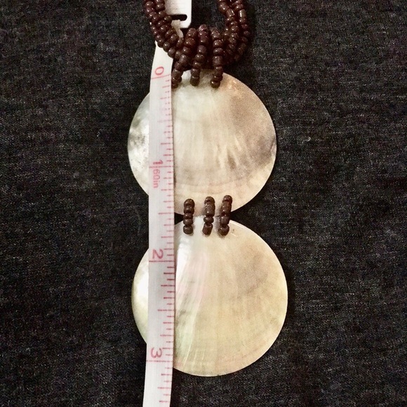 Shell Mother of Pearl Brown Beaded Button Necklace - Picture 4 of 5